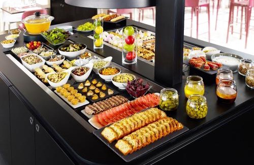 Calais Hotel | Campanile Calais