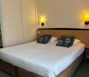 Faubourg North Hotel | Campanile Dijon Centre - Gare