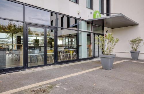Saint-Jacques-de-la-Lande Hotel | Campanile Rennes Sud - Saint Jacques