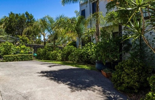 Campbells Bay House | Campbell's Bay Retreat - ground floor apartment