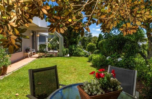 Campbells Bay House | Campbell's Bay Retreat - ground floor apartment