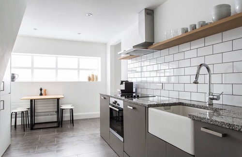 Campden Apartment | Campden Street VII by onefinestay