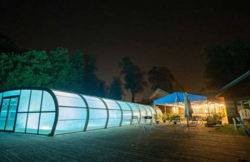 Bar-sur-Aube House | Camping 2 étoiles - Piscine - eecebh