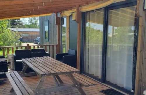 Mont-pres-Chambord House | Camping 3 étoiles - Piscine - ccbadbi