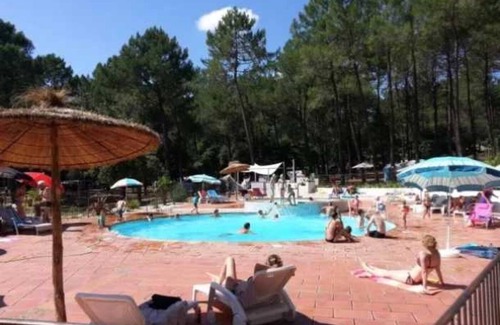Bollene House | Camping 3 étoiles - Piscine - eehchg