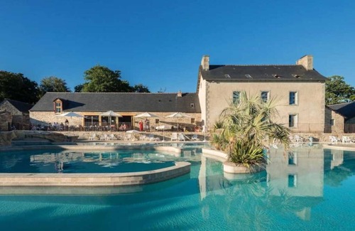 Quimper House | Camping 5 étoiles - Parc aquatique - eebid0