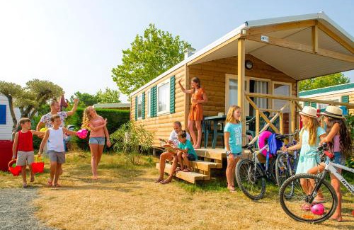 Sainte-Croix-en-Plaine Other | Camping Capfun Suzel