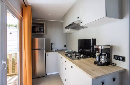 Saint-Vincent-sur-Jard House | Camping La Bolée d'Air * - Mobil-Home Caribbean 3 Rooms 4/6 People + TV