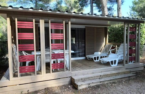 Carqueiranne Ski Chalet | Camping Le Beau Vézé* - VEGA 3 room chalet 5/7 people