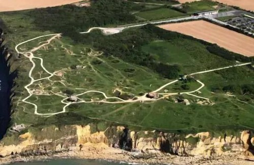 Colleville-sur-Mer House | Camping Le Robinson **** - Mobilhome for 4 People