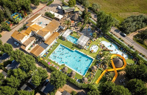 Serignan-Plage House | Camping - Piscine - ccagecb