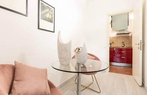 Rione VII Regola Apartment | Campo dei Fiori Detached Apartment Eligio