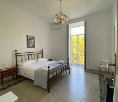 Secondigliano Bed & Breakfast | Campo di Marte