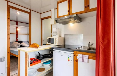 Badefols-sur-Dordogne Ski Chalet | Campsite maeva Getaways Les Bö-Bains * - Chalet Eden 3 Rooms 5 Persons Air-conditioned