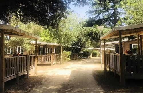 Saint-Jean-Pla-de-Corts Ski Chalet | Campsite Les Casteillets * - Chalet Comfort 16 m2 - 1 bedroom - air conditioning (extra sleeping possibility) 4 persons