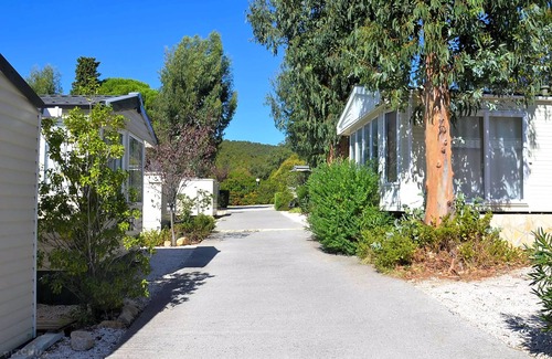 La Londe-les-Maures House | Campsite maeva Escapades Parc Valrose * - Mobil-Home 4 Rooms 6 People Air-conditioned + TV