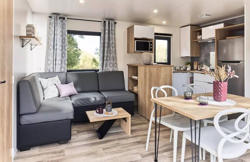 Jard-sur-Mer House | Campsite maeva Breathe Summer fragrances * - Premium Dune Cottage 3 Parts 4/6 People + TV