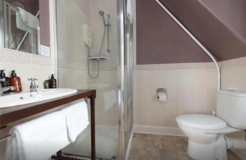 Onich House | Camus House, Lochside Guest House