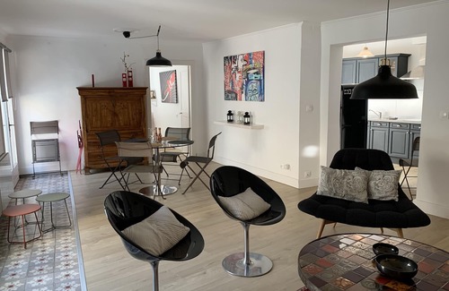 Mauguio House | "CAN INES", village house with terrace .