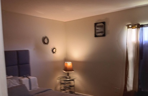 Riverview House | Can't be the comfort, the price or the clam of this great neighborhood