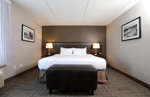 Brandon Hotel | Canad Inns Destination Centre Brandon