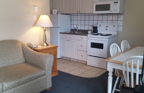 Vernon Hotel | Canadas Best Value Inn & Suites Vernon