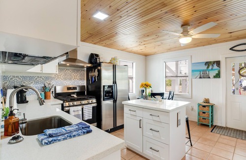 Little Torch Key House | Canal-front Keys escape with amazing view, boat access, firepit, gril, AC, & W/D