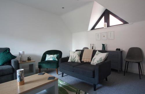 Chester House | Canal House