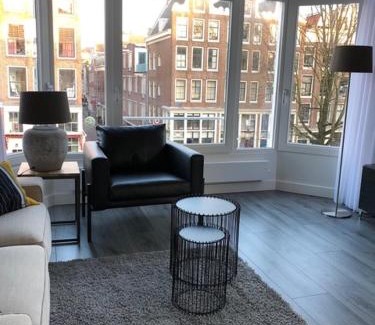 Nieuwmarkt en Lastage House | Canal House Inn