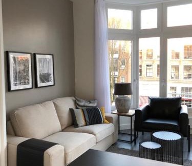 Nieuwmarkt en Lastage House | Canal House Inn