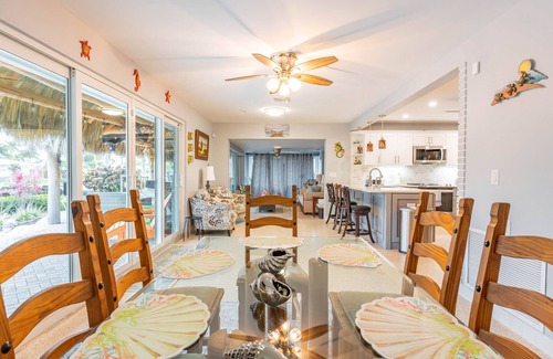 Garden Isles House | Canal Oasis W/Private Dock & Poolside Paradise!