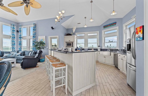 Brigands' Bay House | Canalfront Dog Friendly Home w/Hot Tub, Smart TVs, and Private Boat Dock