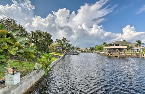 Hudson Beach Estates House | Canalfront Hudson Home with Private Dock and Yard!