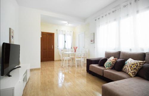 Santa Lucia House | Canary House Gold