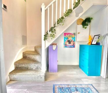 Lansbury House | Canary Wharf Serviced Apartement