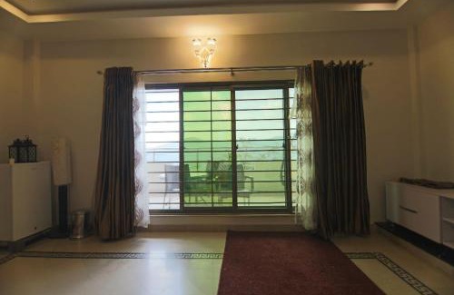 Dhirkot Hotel | Candle Wood