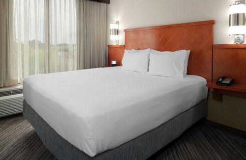 Mason Hotel | Candlewood Suites - Cincinnati Northeast - Mason by IHG