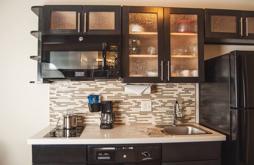 Fort Collins Hotel | Candlewood Suites Fort Collins by IHG