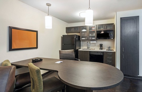 Hattiesburg Hotel | Candlewood Suites Hattiesburg by IHG