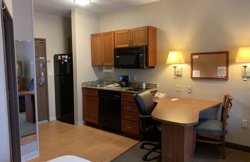 Jonesboro Hotel | Candlewood Suites Jonesboro by IHG