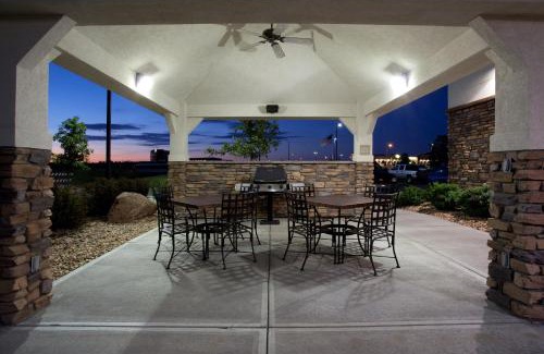 Loveland Hotel | Candlewood Suites Loveland by IHG