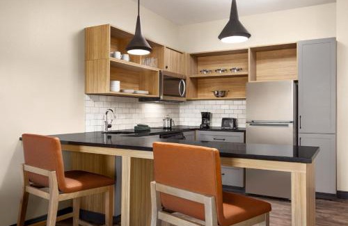 Pittston Hotel | Candlewood Suites Pittston by IHG