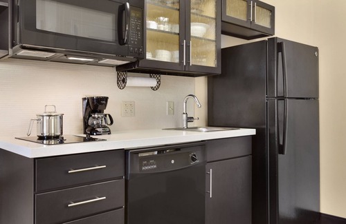 Vestal Hotel | Candlewood Suites Vestal - Binghamton by IHG
