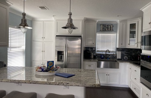 Cedar Lane House | Caney Creek Fishing Lodge