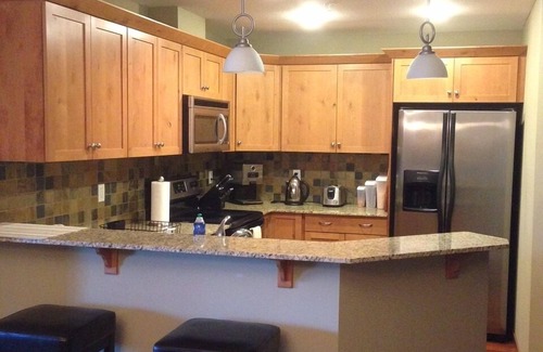 Town Centre Condo | Canmore Mountain View Rental In Downtown - 2br 2bath