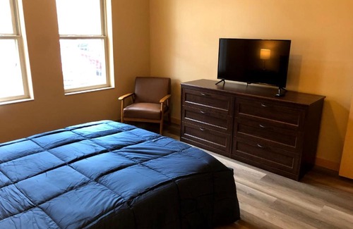 Sun Prairie Apartment | Cannery Square Short Term Rentals -104