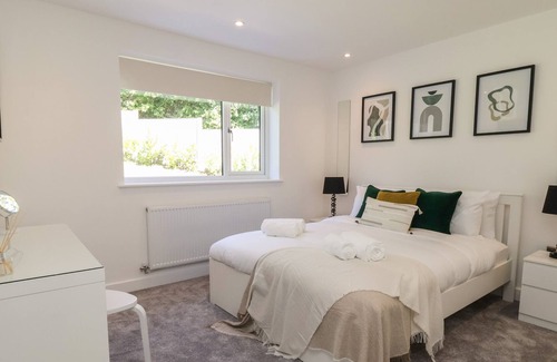 Gronant Other | CANOL Y DREF, pet friendly, with hot tub in Prestatyn