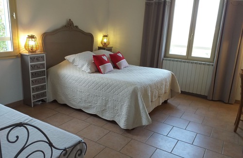 Lacoste House | Cante Grillet in provence at the foot of the Luberon Chambre ZORA