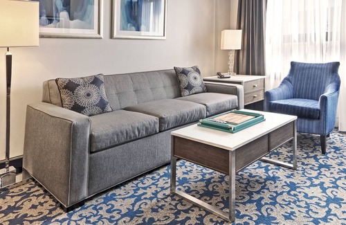 Lower Nob Hill Resort | Canterbury 1 Bdrm DLX Condo Near Union Square