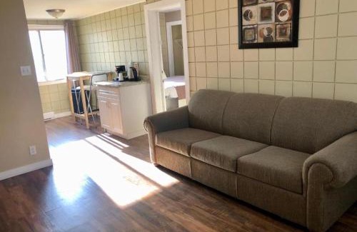 East Kootenay Hotel | Canterbury Inn